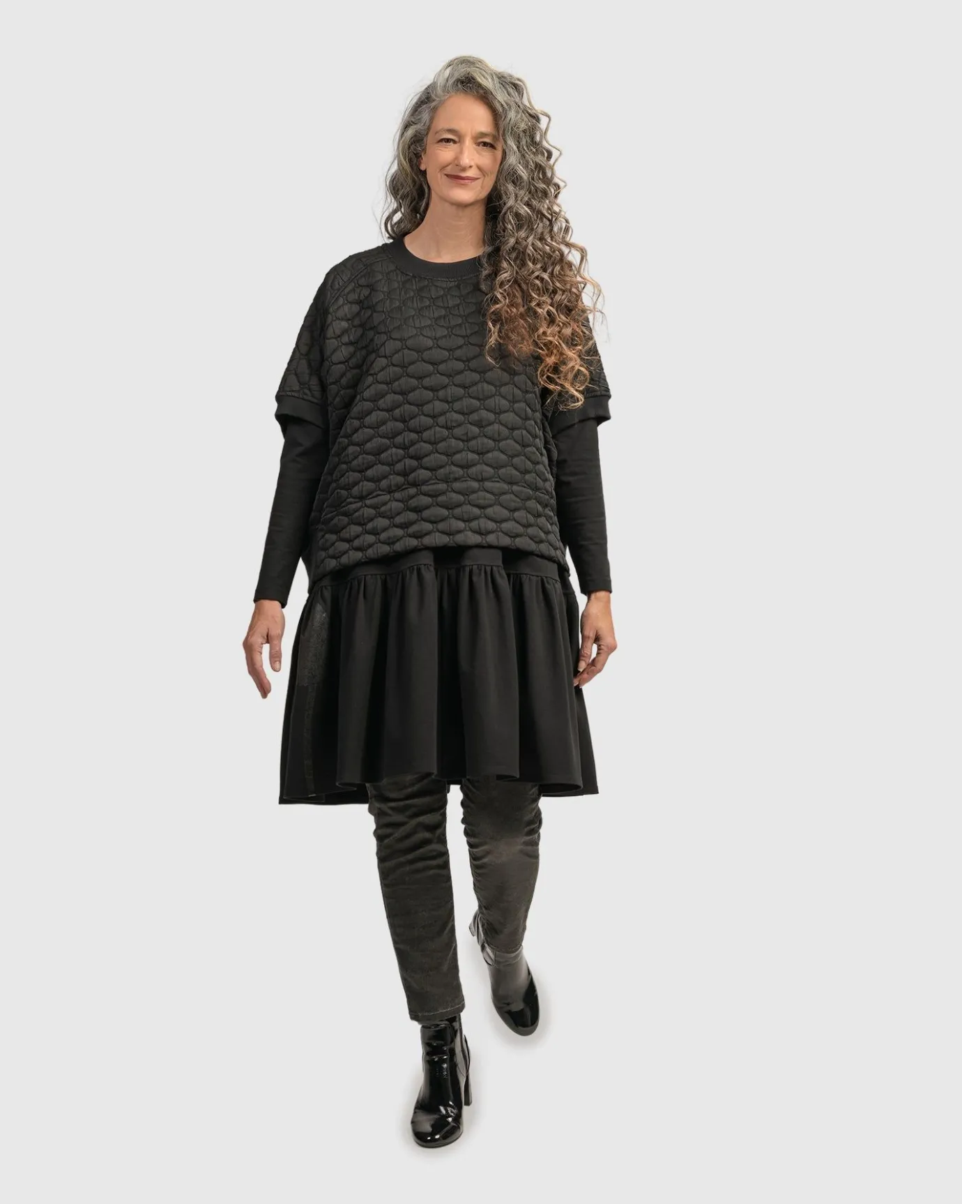 Women Alembika Plus<Urban Soft Punk Top, Black
