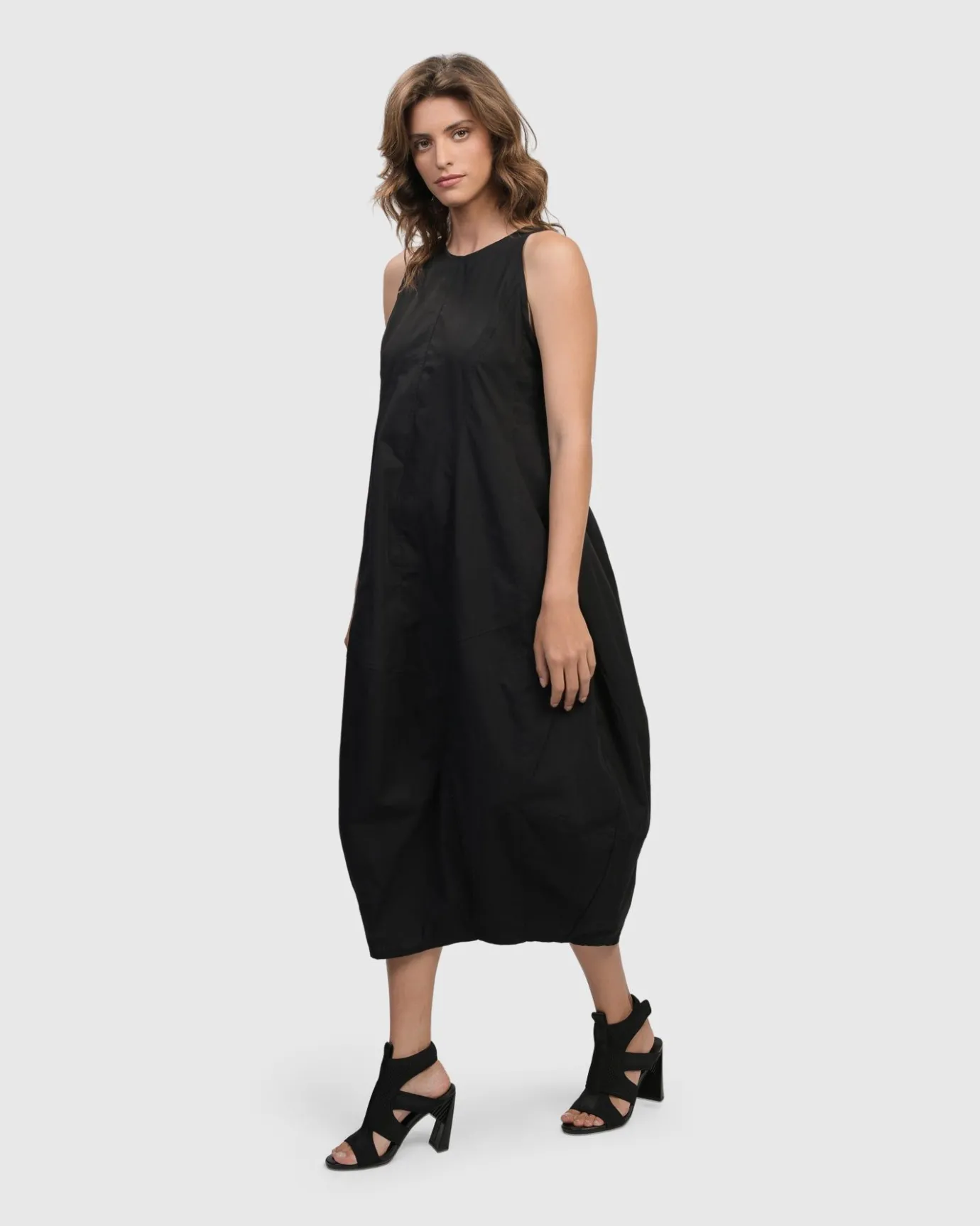 Women Alembika Plus<Urban Soho Sleeveless Cocoon Dress, Black