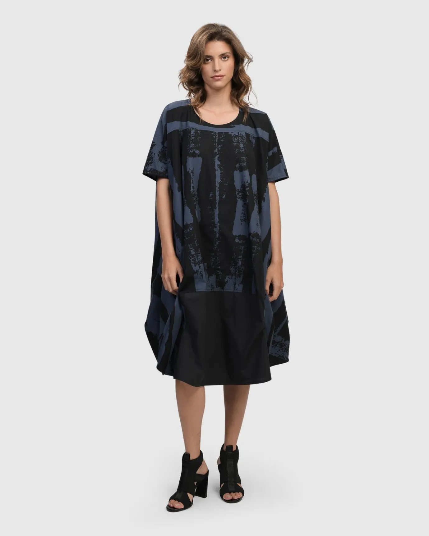 Women Alembika Dresses<Urban Streets Muumuu Dress, Navy
