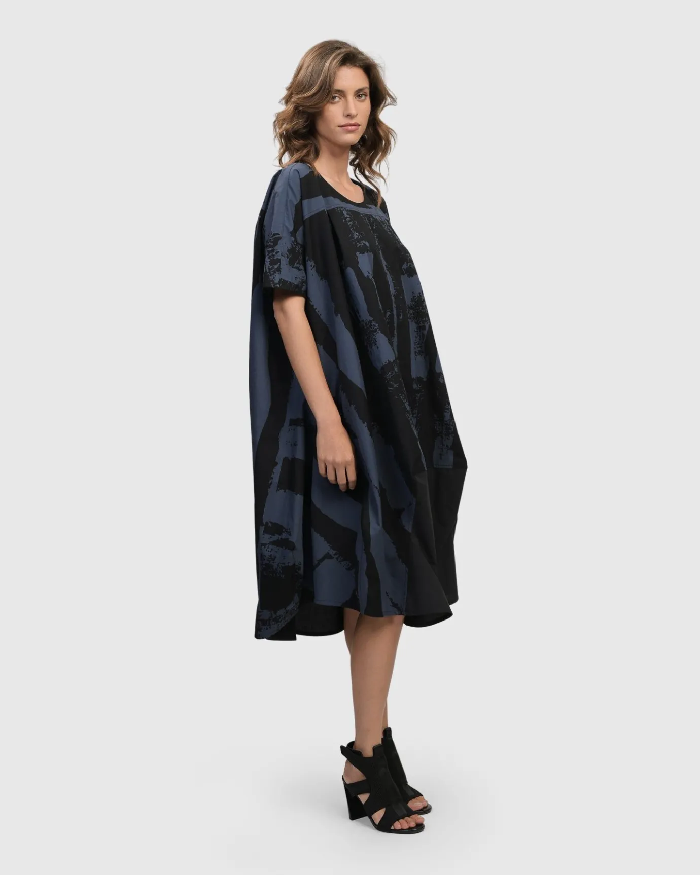 Women Alembika Dresses<Urban Streets Muumuu Dress, Navy