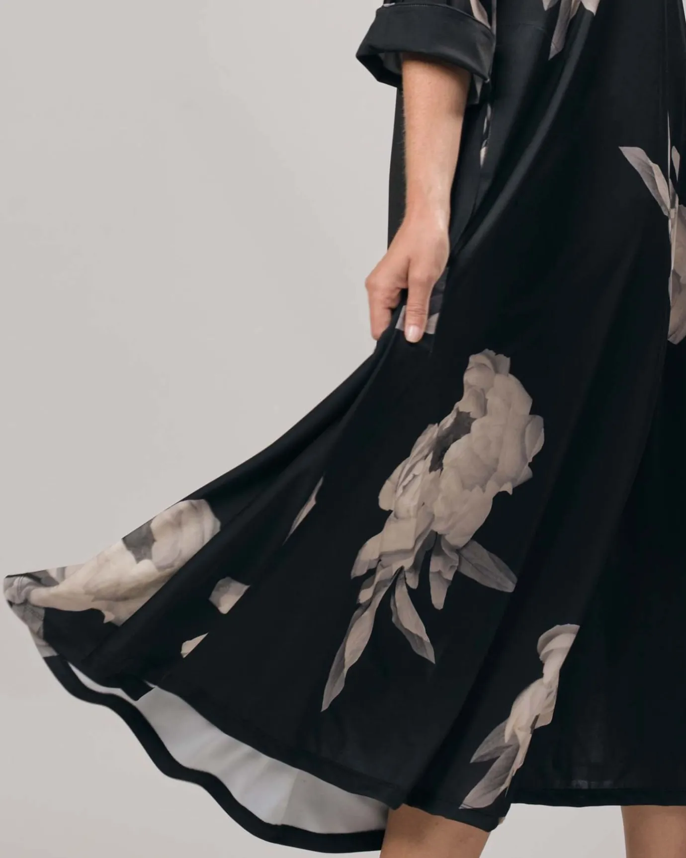 Women Alembika Dresses<Winslow Trapeze Dress, Roses