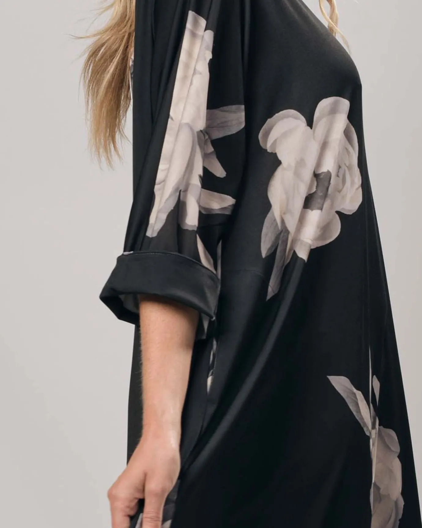 Women Alembika Dresses<Winslow Trapeze Dress, Roses